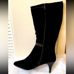 Like New Size 9 IMPO Nayda Black Boots